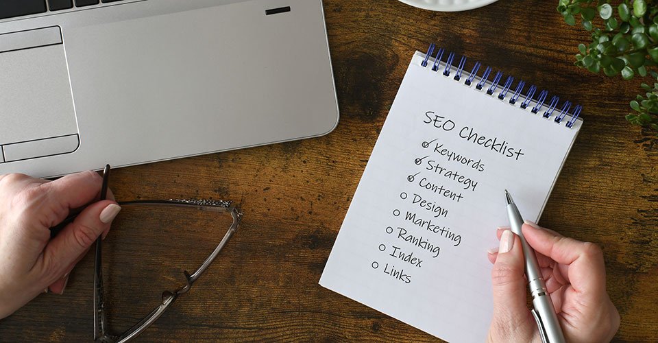 A checklist of seo strategies written on a paper